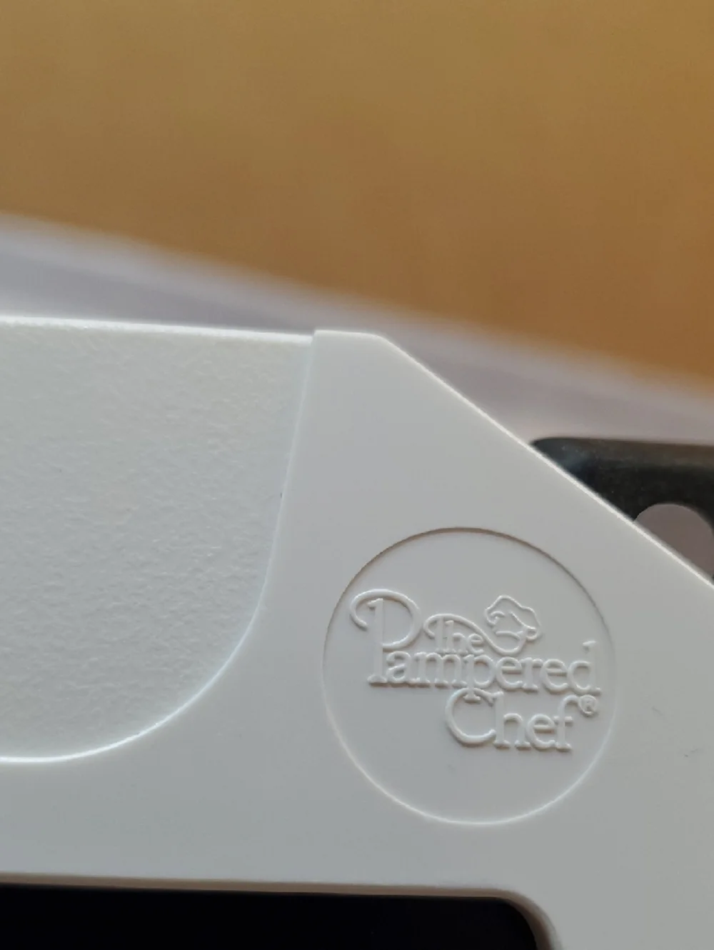 Pampered Chef Knife in Self Sharpening Case #1